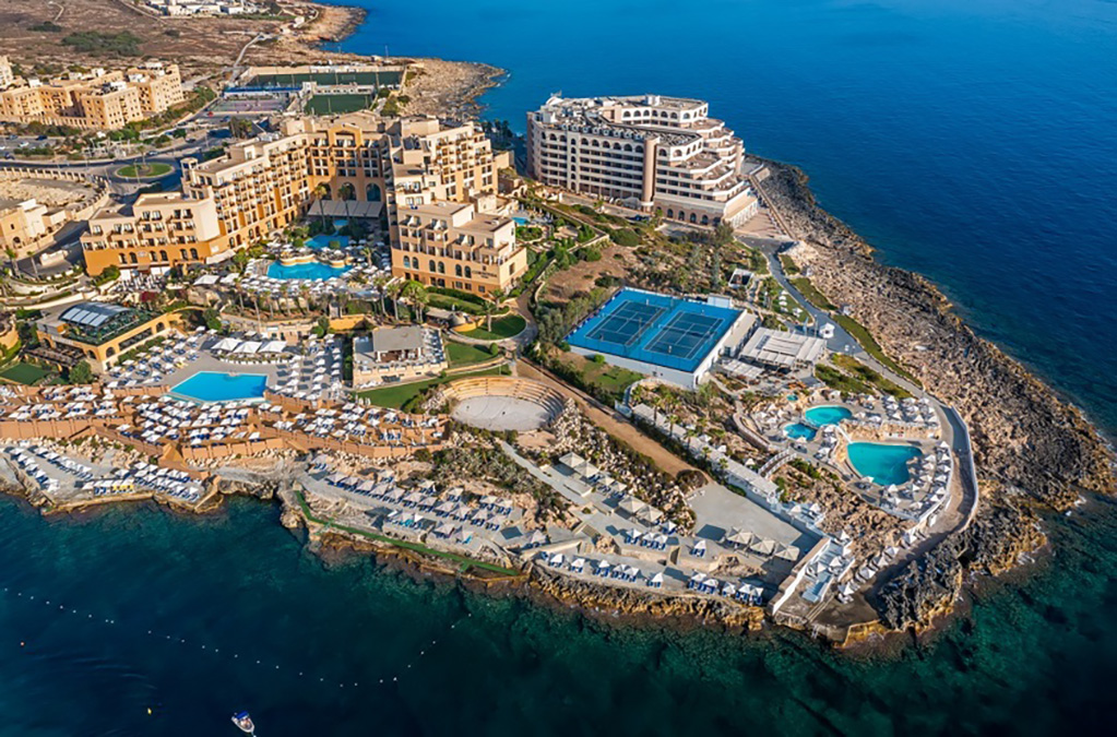 Corinthia Hotel
