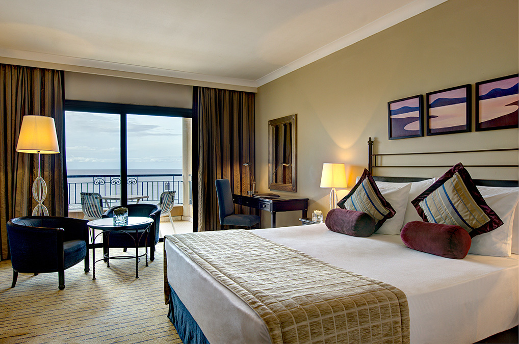 Corinthia Hotel